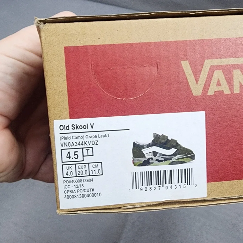 Vans Old‎ Skool V Plaid Camo Grape Leaf Green Sneakers Toddler 4.5 VN0A344KVDZ
